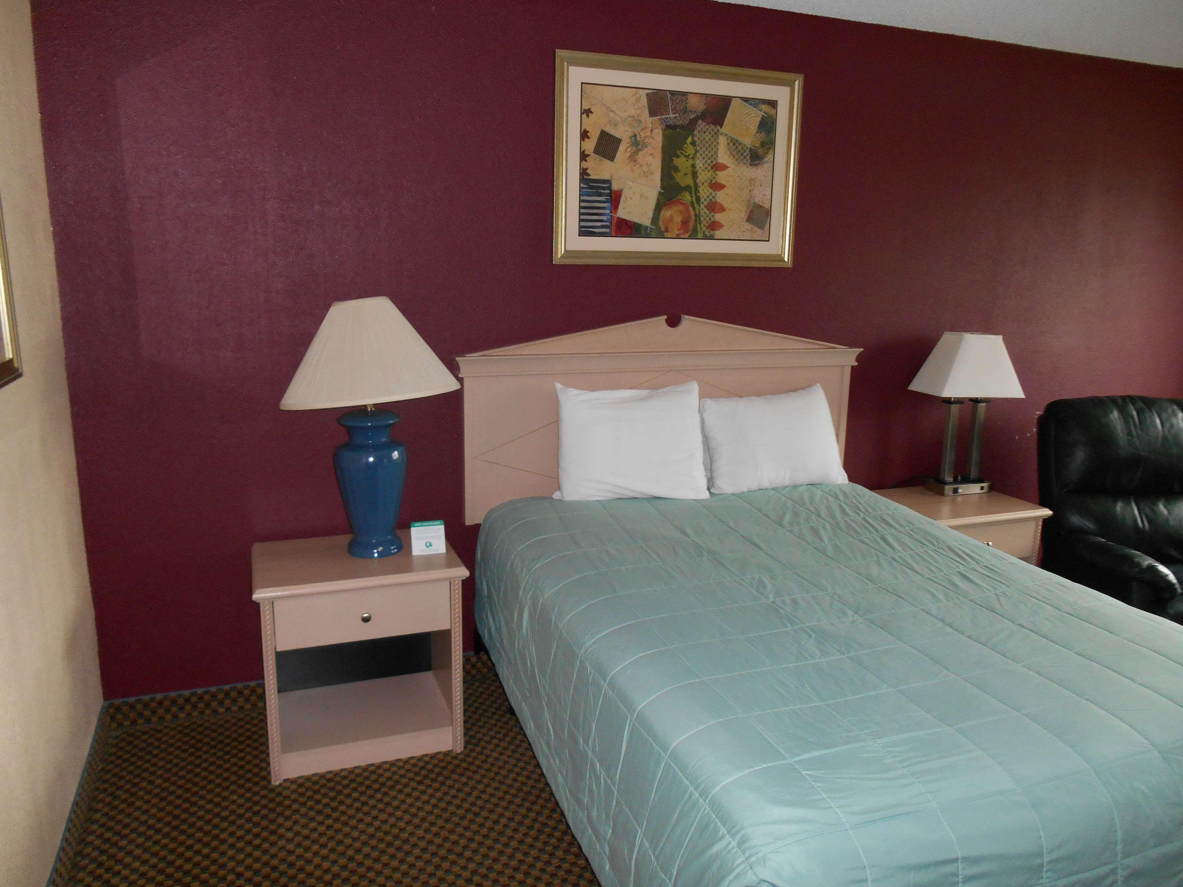 Guesthouse Inn & Suites Eugene/Springfield Esterno foto