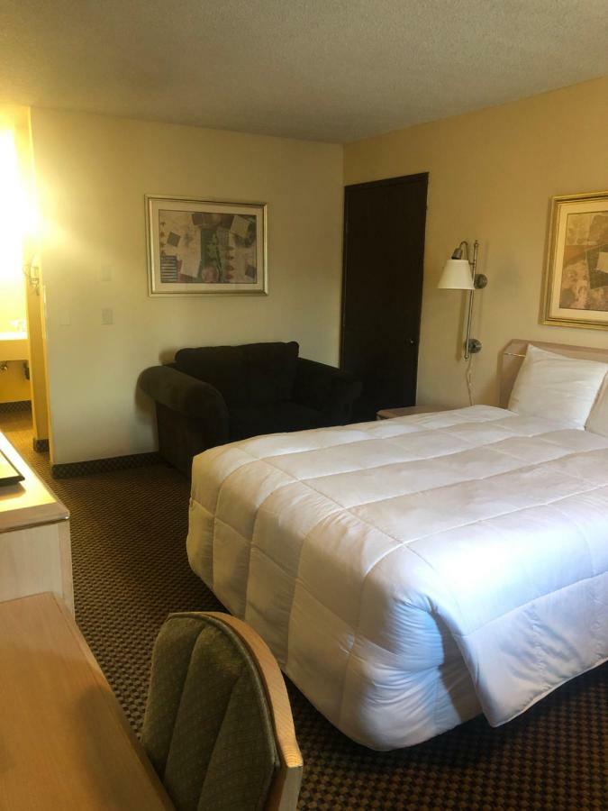 Guesthouse Inn & Suites Eugene/Springfield Esterno foto