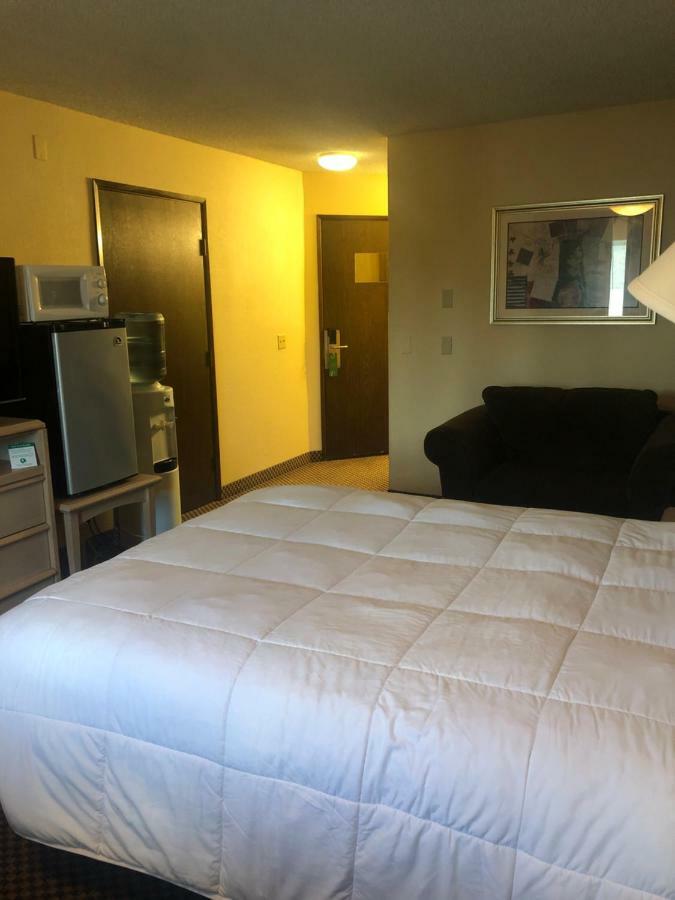 Guesthouse Inn & Suites Eugene/Springfield Esterno foto